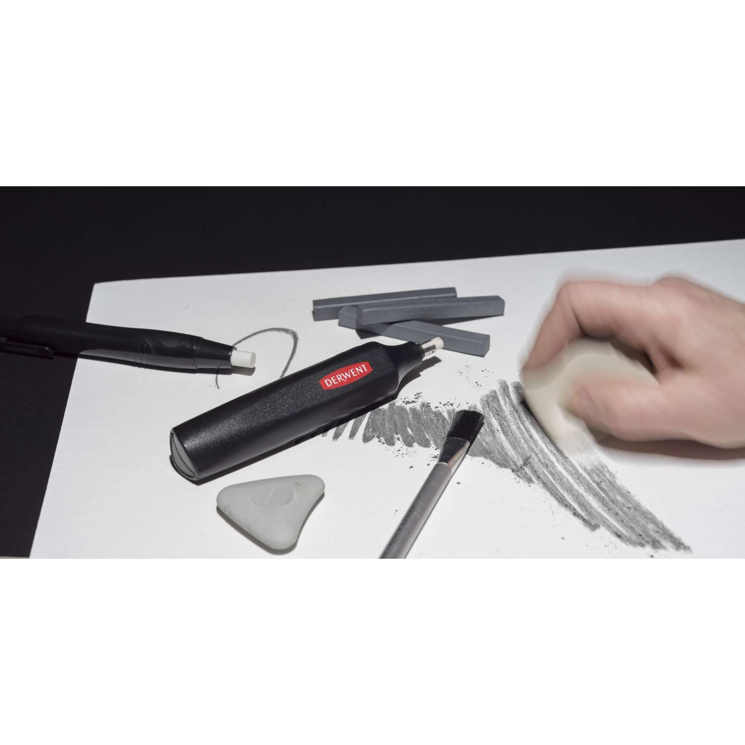 Läufer 69607 Elektrische Gum – Op Batterijen – Wisselpunten 5 Mm En 2,3 Mm – Incl. 23 Gummen – Voor Tekenen, Handlettering En School